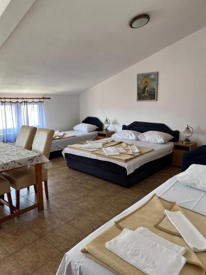 Apartmani Goran I Jelena Zec Μπούντβα Εξωτερικό φωτογραφία